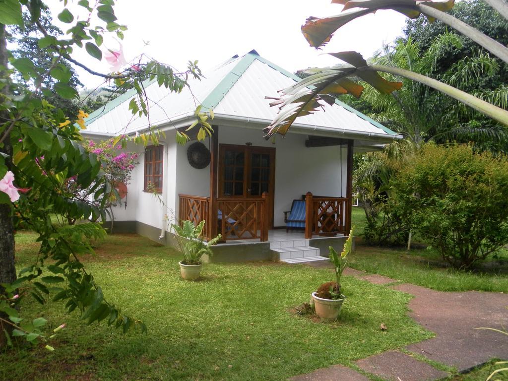 La Digue Ylang Ylang Villa Room photo